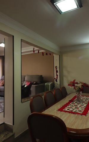 Casa à venda com 162m², 3 quartos e 2 vagasSala jantar 