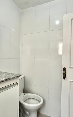 Casa à venda com 100m², 2 quartos e 1 vagaBanheiro da Suíte 1