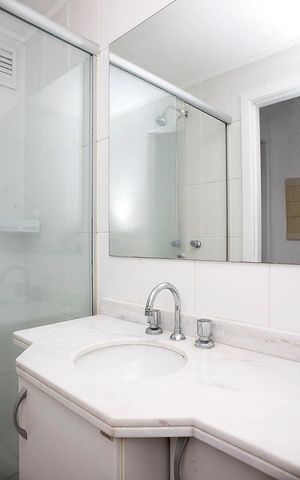 Apartamento à venda com 60m², 2 quartos e 2 vagasBanheiro 2