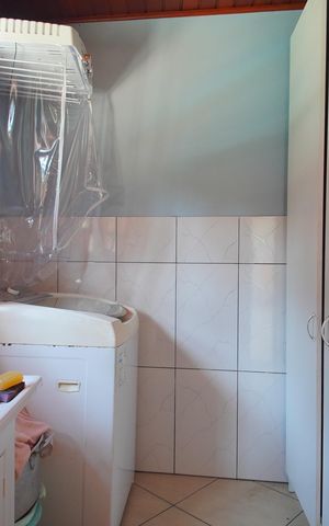Casa à venda com 229m², 5 quartos e 3 vagasÁrea de Serviço