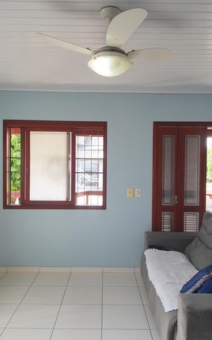 Casa à venda com 229m², 5 quartos e 3 vagasSala