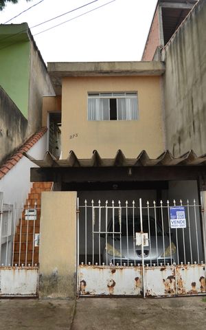 Casa à venda com 99m², 2 quartos e 1 vagaFachada
