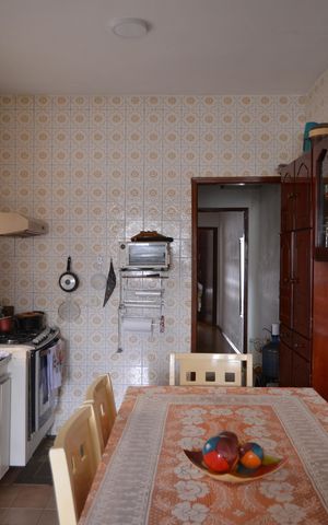 Casa à venda com 99m², 2 quartos e 1 vagaCozinha