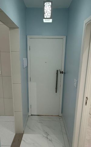 Apartamento para alugar com 70m², 1 quarto e 1 vaga Apartamento para alugar com 70m², 1 quarto e 1 vagaCorredor