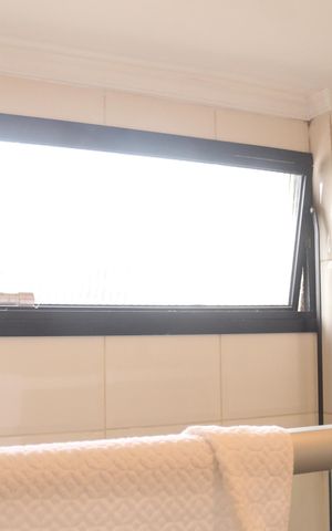 Casa à venda com 220m², 4 quartos e 5 vagasBanheiro 1