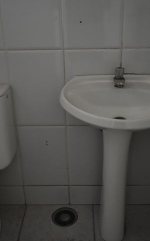 Casa à venda com 280m², 6 quartos e 1 vagalavabo 2