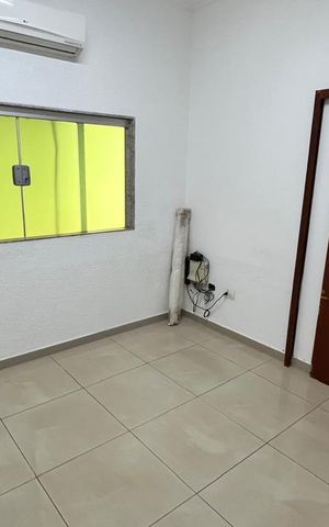 Casa para alugar com 215m², 4 quartos e 6 vagas Casa para alugar com 215m², 4 quartos e 6 vagasQuarto