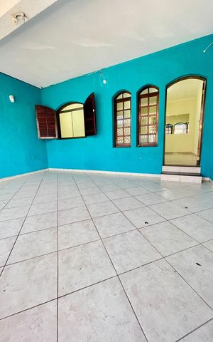 Casa à venda com 145m², 3 quartos e 2 vagas