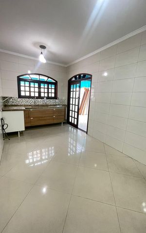 Casa à venda com 145m², 3 quartos e 2 vagas