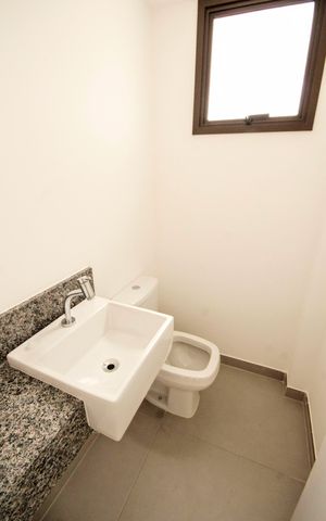 Apartamento à venda com 146m², 2 quartos e 2 vagaslavabo