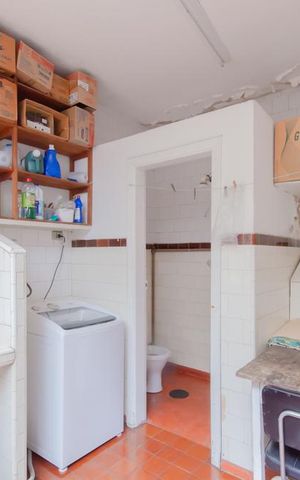 Casa para alugar com 280m², 5 quartos e 5 vagas Casa para alugar com 280m², 5 quartos e 5 vagasÁrea de Serviço
