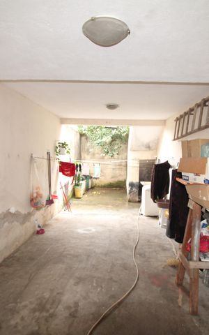 Casa à venda com 118m², 2 quartos e 3 vagasÁrea de Serviço