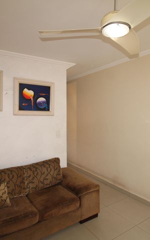 Casa à venda com 118m², 2 quartos e 3 vagasSala