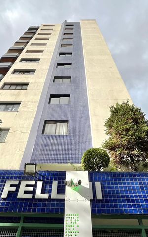 Apartamento à venda com 156m², 4 quartos e 3 vagas Apartamento à venda com 156m², 4 quartos e 3 vagasFachada