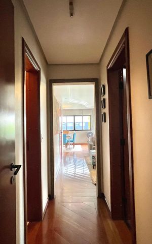 Apartamento à venda com 156m², 4 quartos e 3 vagas Apartamento à venda com 156m², 4 quartos e 3 vagasCorredor
