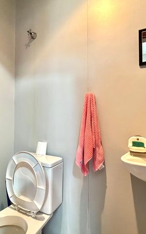 Apartamento à venda com 156m², 4 quartos e 3 vagas Apartamento à venda com 156m², 4 quartos e 3 vagasBanheiro de serviço