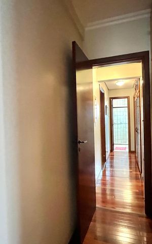 Apartamento à venda com 156m², 4 quartos e 3 vagas Apartamento à venda com 156m², 4 quartos e 3 vagasCloset da suíte 1