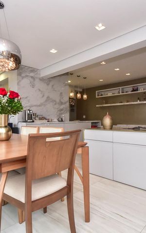 Apartamento à venda com 104m², 2 quartos e 2 vagasVaranda