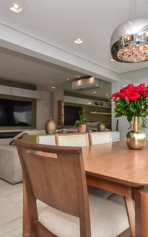 Apartamento à venda com 104m², 2 quartos e 2 vagasVaranda