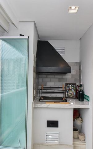 Apartamento à venda com 104m², 2 quartos e 2 vagasVaranda