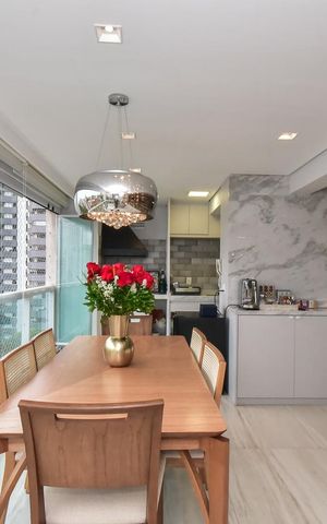 Apartamento à venda com 104m², 2 quartos e 2 vagasVaranda