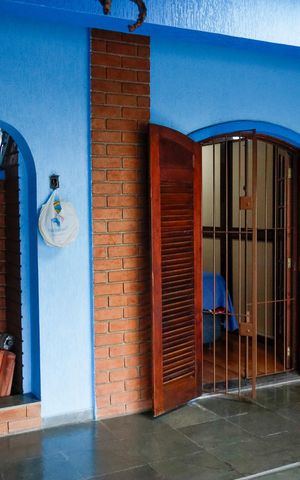 Casa à venda com 234m², 3 quartos e 2 vagas Casa à venda com 234m², 3 quartos e 2 vagasSacada