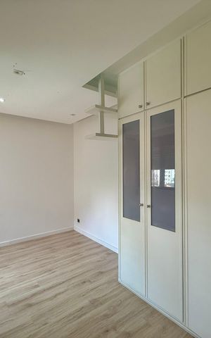 Apartamento à venda com 183m², 3 quartos e 3 vagas Apartamento à venda com 183m², 3 quartos e 3 vagasSuíte 2