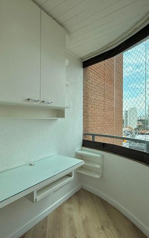 Apartamento à venda com 183m², 3 quartos e 3 vagas Apartamento à venda com 183m², 3 quartos e 3 vagasSacada Suíte 1