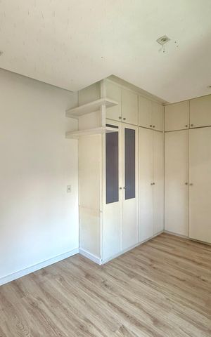 Apartamento à venda com 183m², 3 quartos e 3 vagas Apartamento à venda com 183m², 3 quartos e 3 vagasSuíte 2