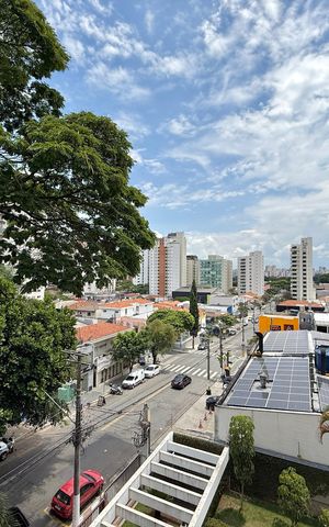 Apartamento à venda com 183m², 3 quartos e 3 vagas Apartamento à venda com 183m², 3 quartos e 3 vagasVista