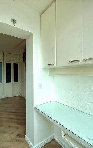 Apartamento à venda com 183m², 3 quartos e 3 vagas Apartamento à venda com 183m², 3 quartos e 3 vagasSacada Suíte 1