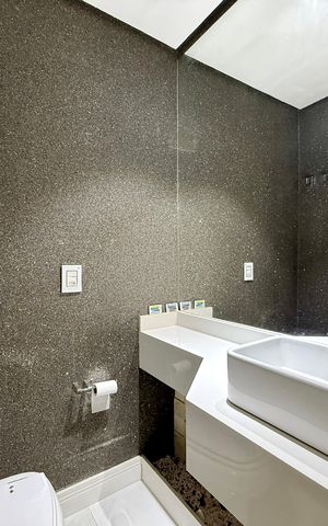 Apartamento à venda com 183m², 3 quartos e 3 vagas Apartamento à venda com 183m², 3 quartos e 3 vagasLavabo
