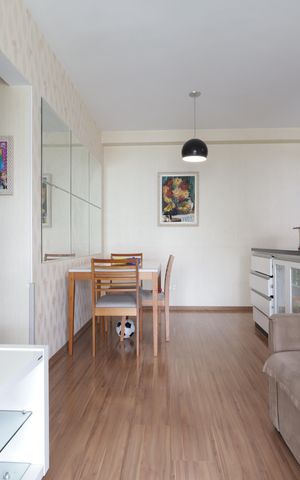 Apartamento à venda com 72m², 3 quartos e 2 vagasSala