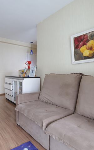 Apartamento à venda com 72m², 3 quartos e 2 vagasSala