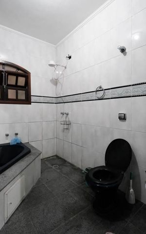 Casa para alugar com 250m², 4 quartos e 15 vagasSuíte
