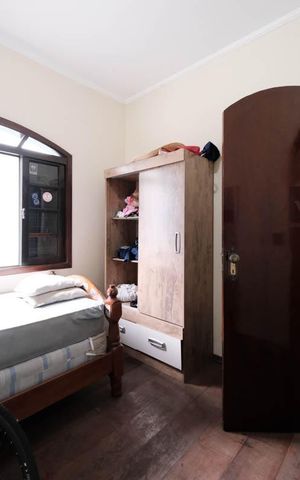 Casa para alugar com 250m², 4 quartos e 15 vagasQuarto 2