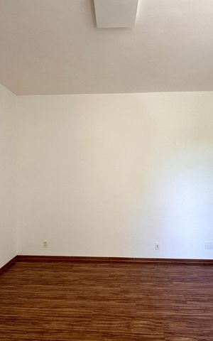 Apartamento à venda com 69m², 3 quartos e sem vaga Apartamento à venda com 69m², 3 quartos e sem vagaSala