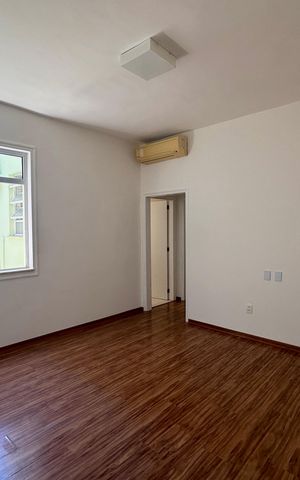 Apartamento à venda com 69m², 3 quartos e sem vaga Apartamento à venda com 69m², 3 quartos e sem vagaSala