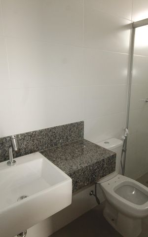 Apartamento à venda com 146m², 2 quartos e 2 vagasbanheiro 2