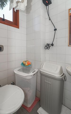 Apartamento à venda com 117m², 2 quartos e 1 vagaBanheiro de serviço