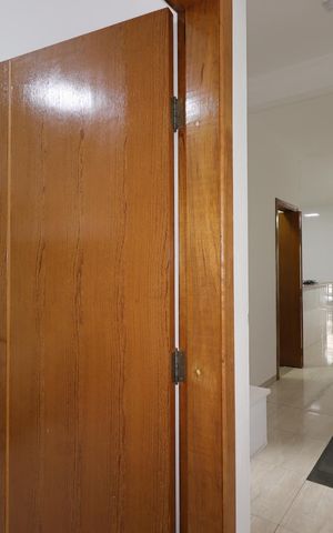 Casa à venda com 195m², 2 quartos e 5 vagasCorredor