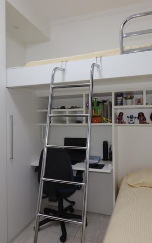 Casa à venda com 195m², 2 quartos e 5 vagasQuarto