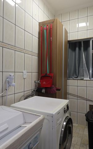 Casa à venda com 195m², 2 quartos e 5 vagasÁrea de Serviço