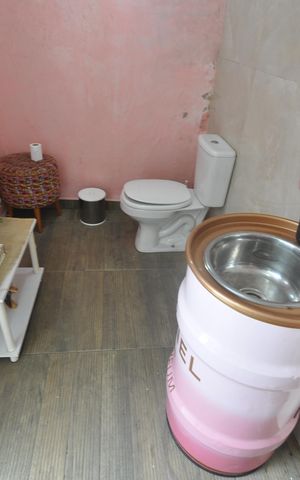 Casa à venda com 420m², 3 quartos e 3 vagasBanheiro Feminino