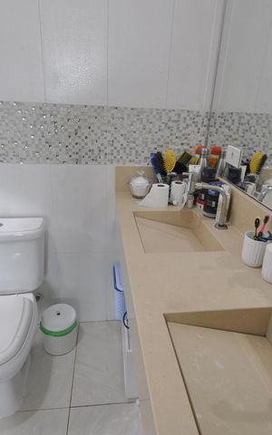 Casa à venda com 420m², 3 quartos e 3 vagasBanheiro do Quarto Suíte