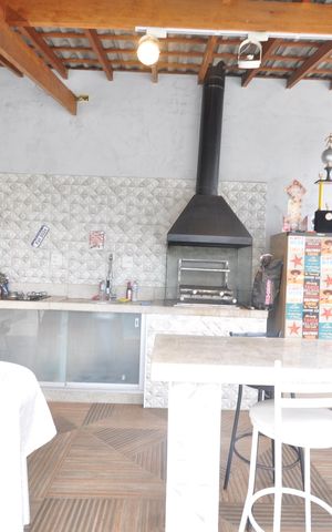 Casa à venda com 420m², 3 quartos e 3 vagasChurrasqueira