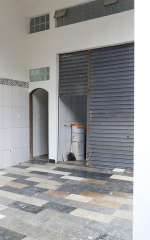Casa à venda com 750m², 3 quartos e 8 vagasÁrea comum
