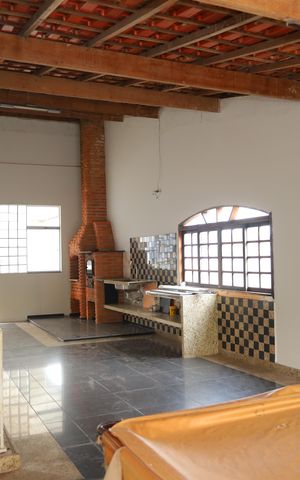 Casa à venda com 750m², 3 quartos e 8 vagasÁrea comum