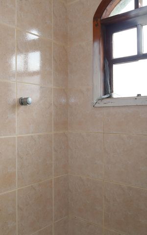 Casa à venda com 750m², 3 quartos e 8 vagasBanheiro de Serviço