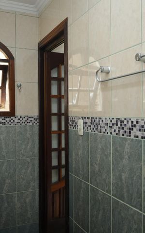 Casa à venda com 750m², 3 quartos e 8 vagasBanheiro Suíte